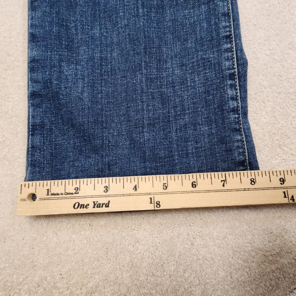 Levi Strauss Classic Bootcut Jeans Womens 8 29x32 (Fits as 29x30.5) Blue Stretch